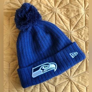 New Era Navy Seattle Seahawks Breeze Cuffed Knit Hat with Pom